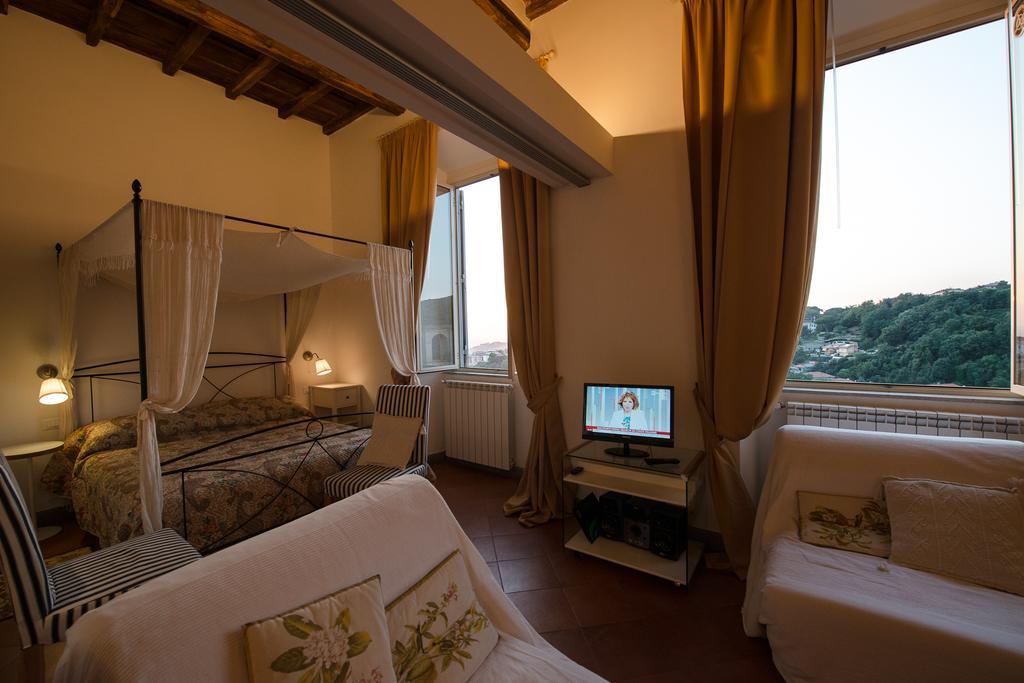 Casa Vacanze Palazzo Primoli Ariccia Exterior foto